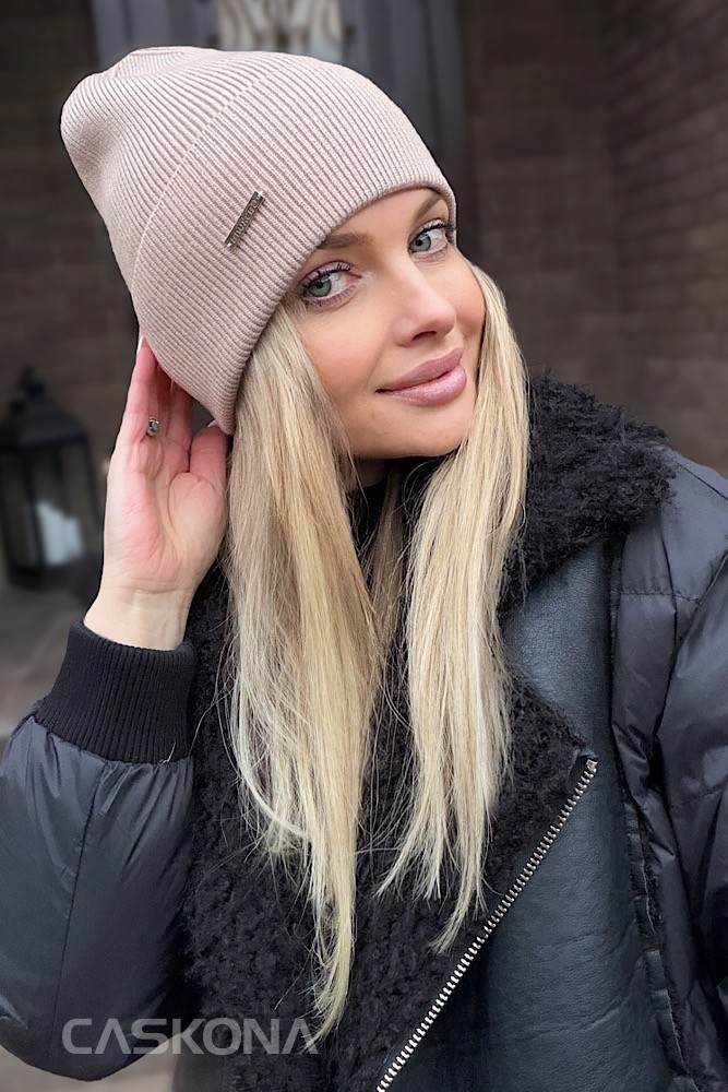 Caskona SHEIN ШАПКА