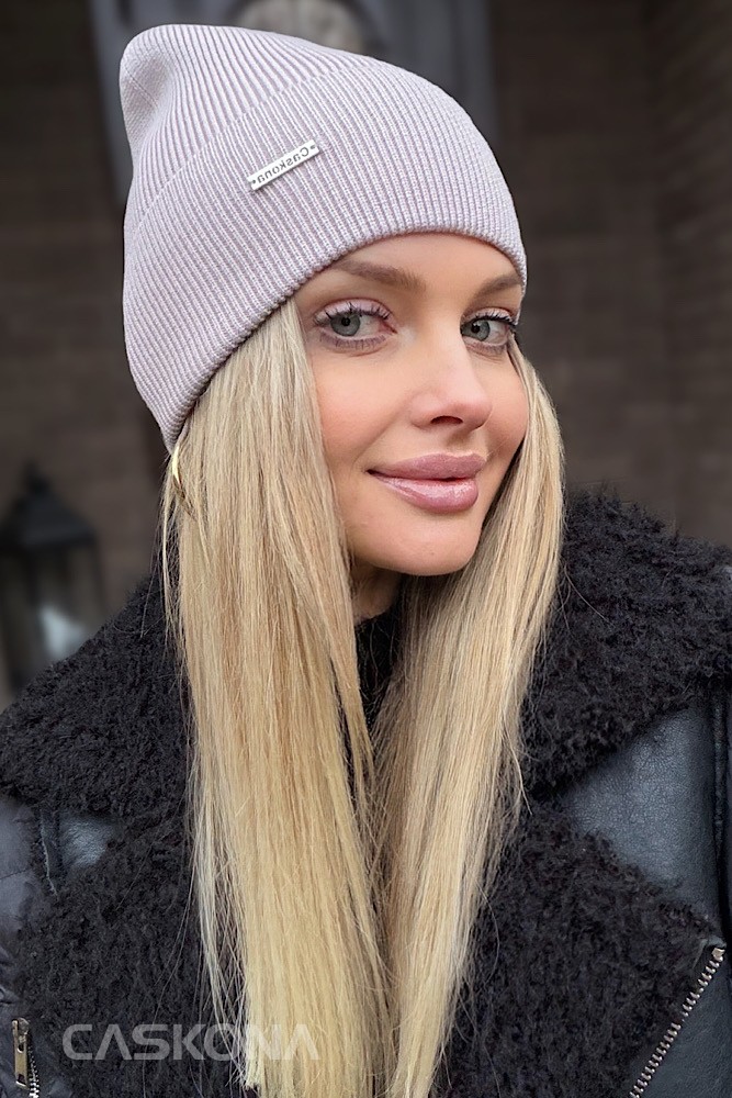 Caskona SHEIN ШАПКА